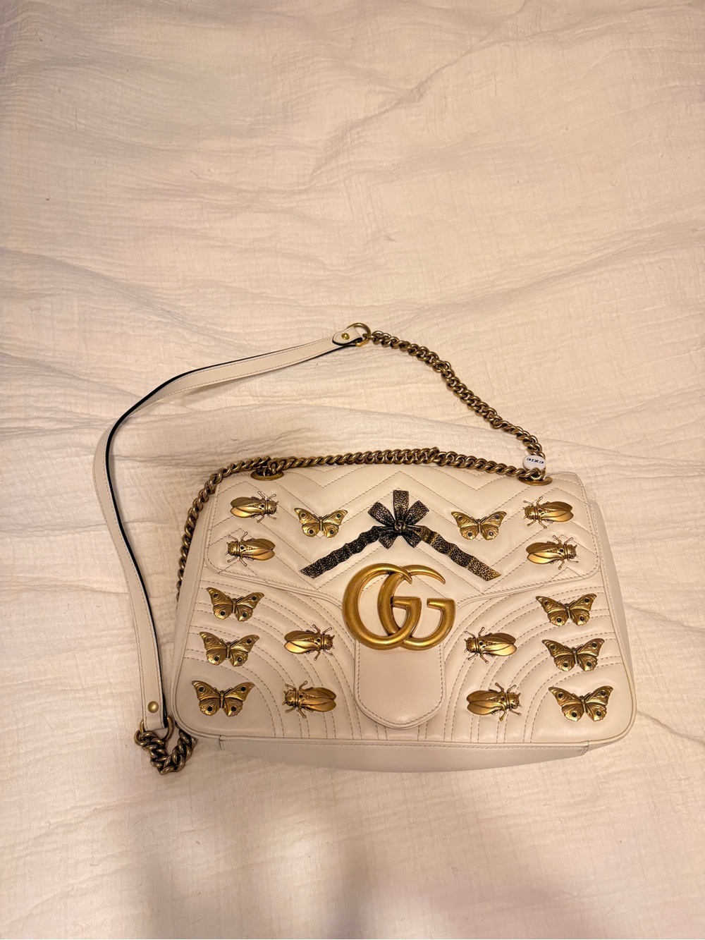 Gucci Cream Leather GG Marmont Shoulder Bag with Gold Studs